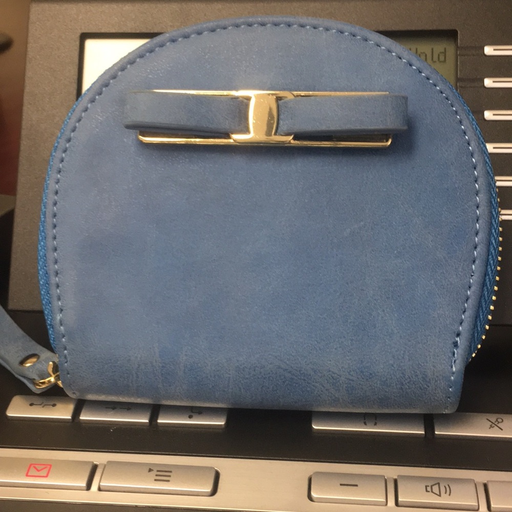 Urban Energy Blvd coin purse